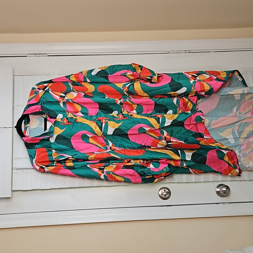 Color Block Dress - Picture 2 of 10